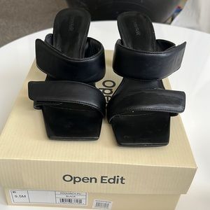 Open edit sandals